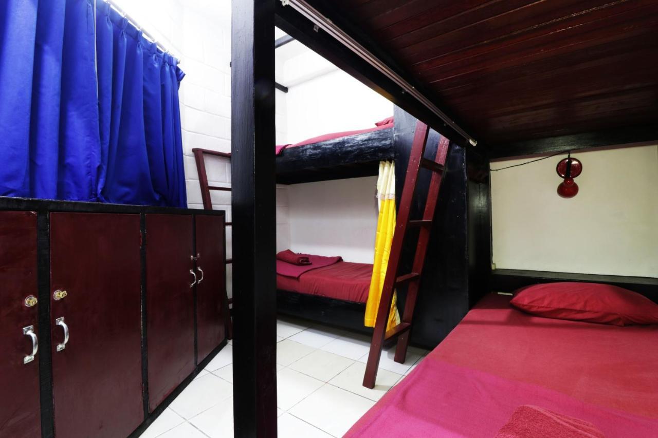 Neo Moritz Homestay Bandung Exterior foto